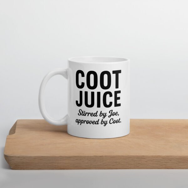 white glossy mug