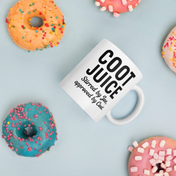 white glossy mug