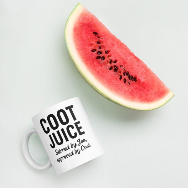 white glossy mug
